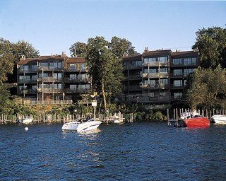 Hôtel West Oaks à Arnolds Park Extérieur photo