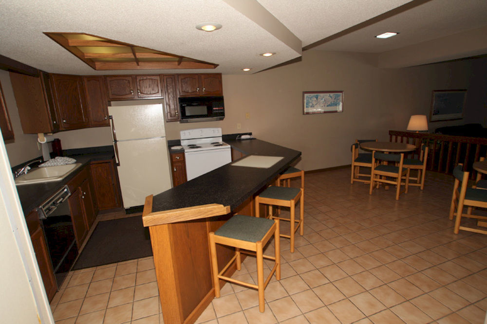 Hôtel West Oaks à Arnolds Park Extérieur photo